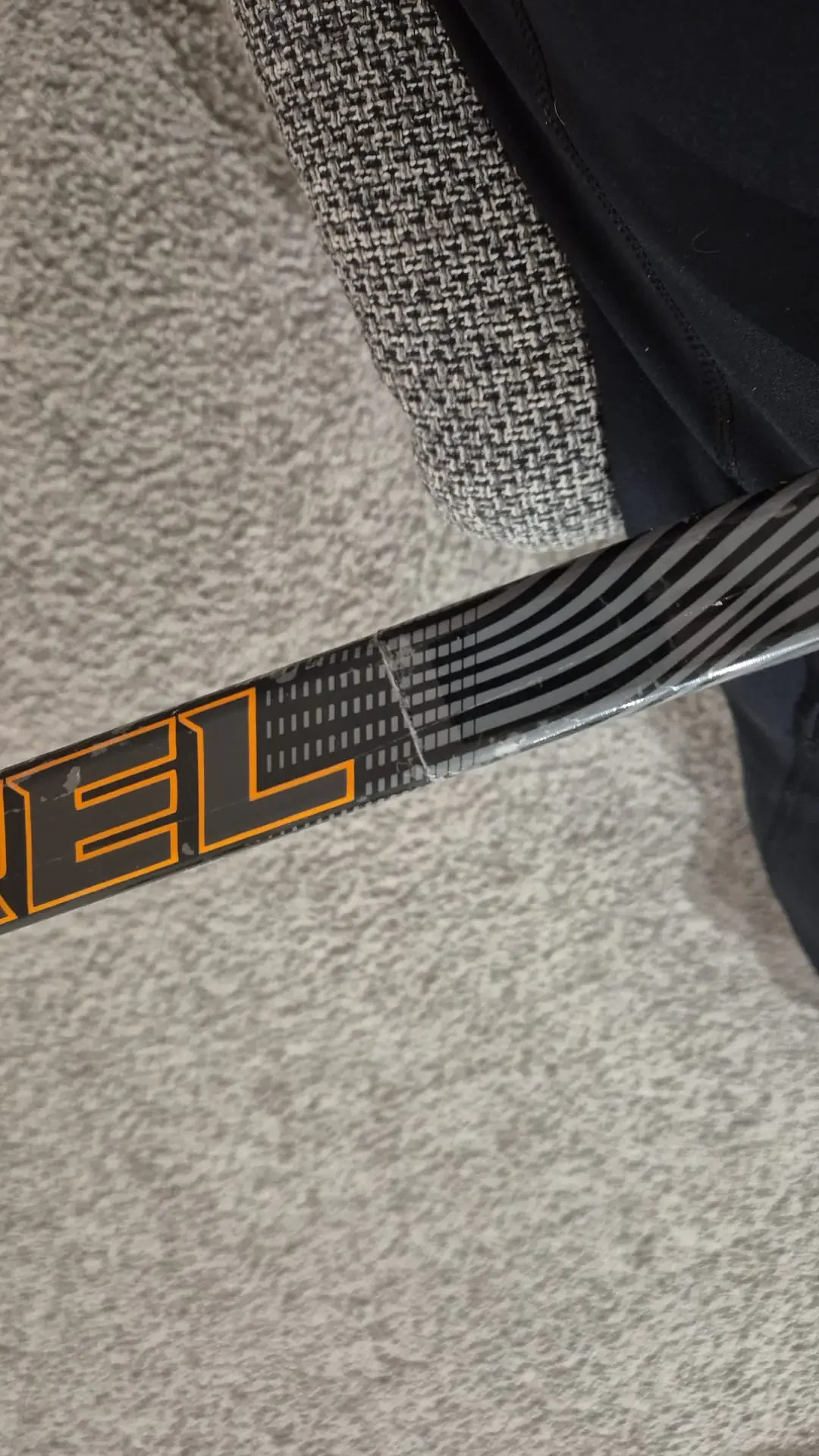 varresta korjattu jääkiekkomaila